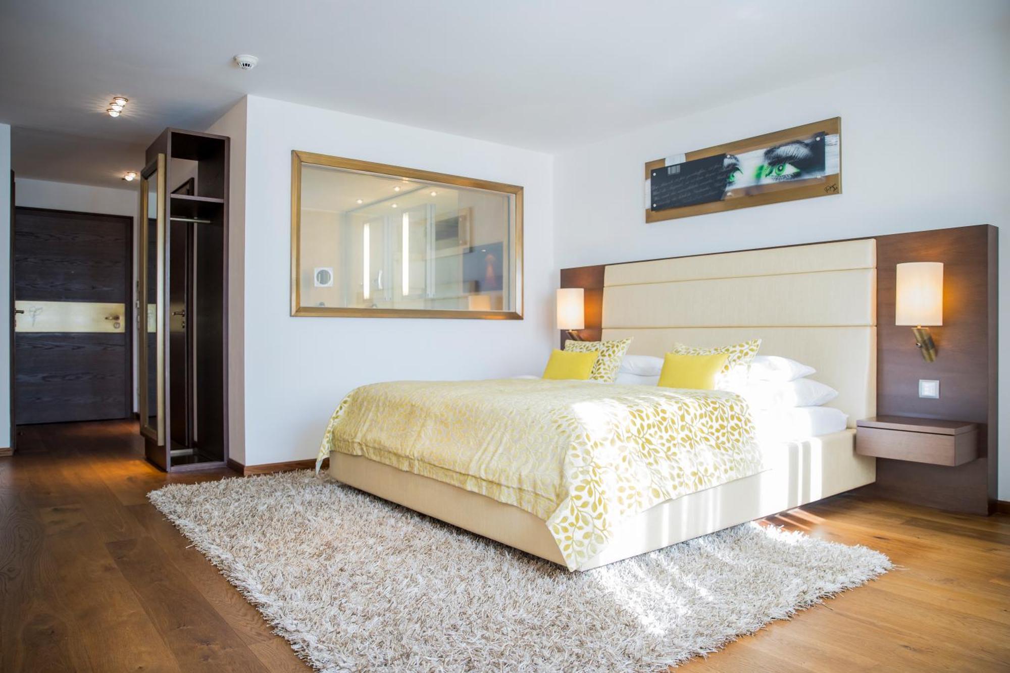 Iris Porsche Hotel & Restaurant Мондзе Екстер'єр фото